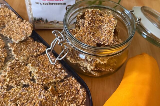 Zucchini-Buchweizen-Cracker